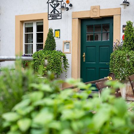 Romantik Hotel De L'Ours Sugiez Eksteriør bilde