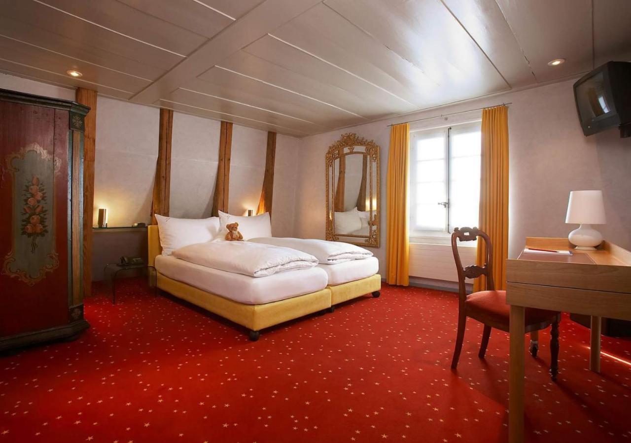 Romantik Hotel De L'Ours Sugiez Eksteriør bilde