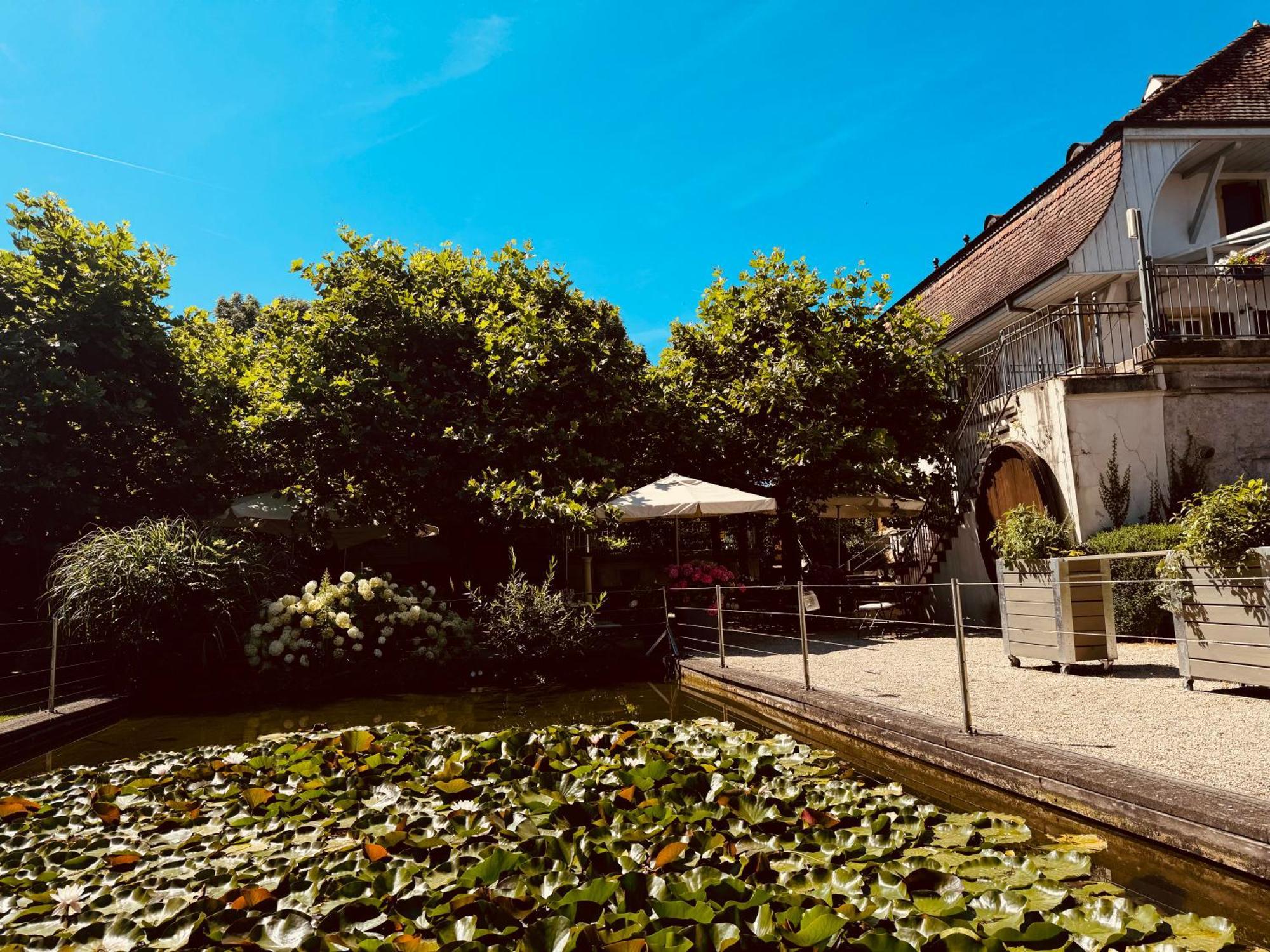 Romantik Hotel De L'Ours Sugiez Eksteriør bilde